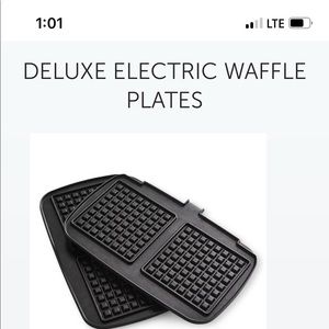 Pampered Chef Deluxe Electric Waffle Plates